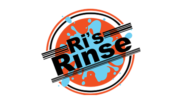 Ri's Rinse Logo