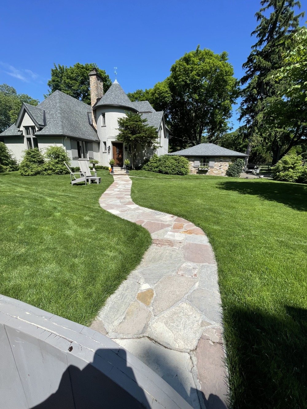 High Quality Sidewalk and Patio Cleaning performed in Brantford Ontario 